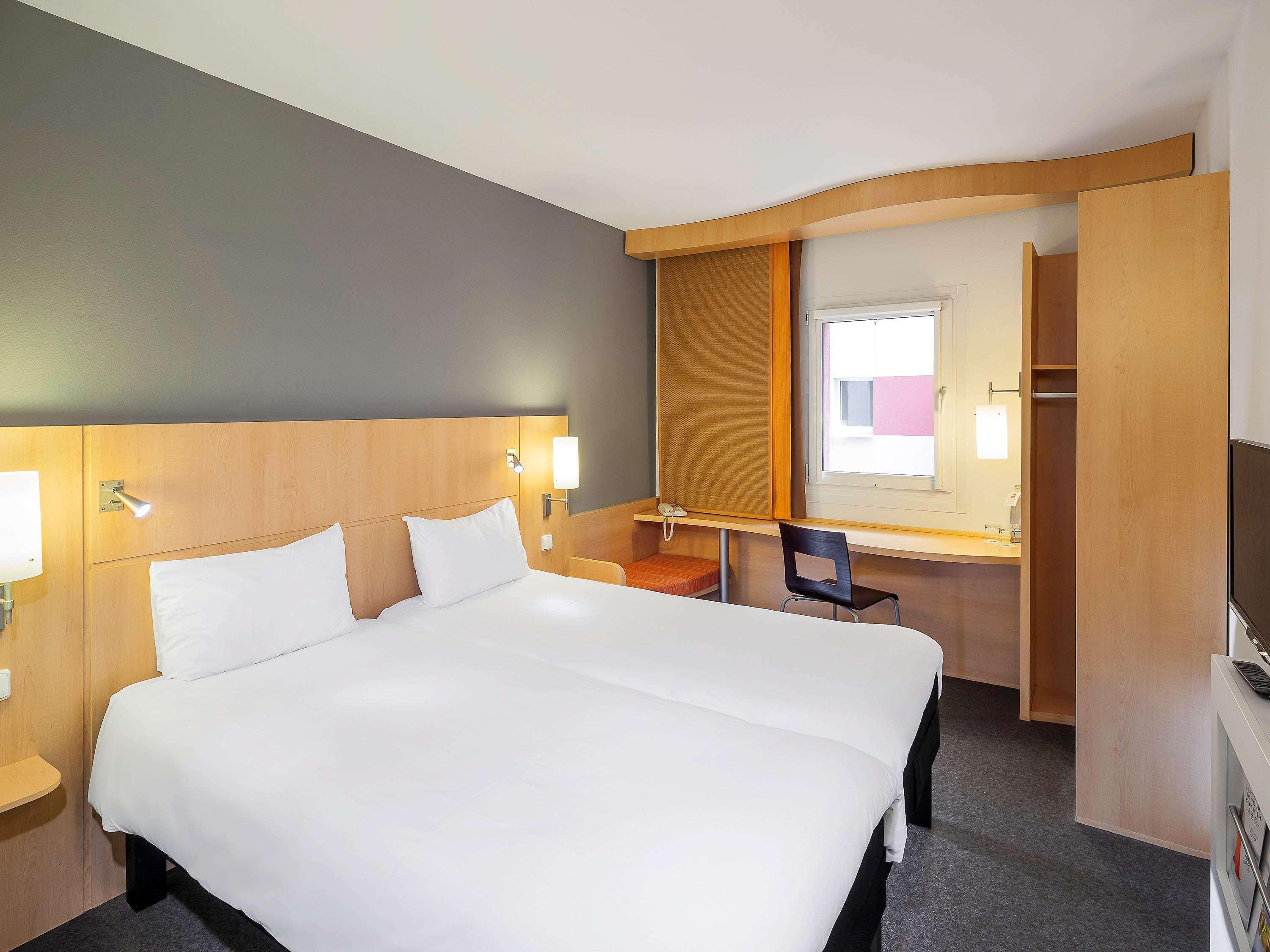 Hotel Ibis Praha Old Town Esterno foto