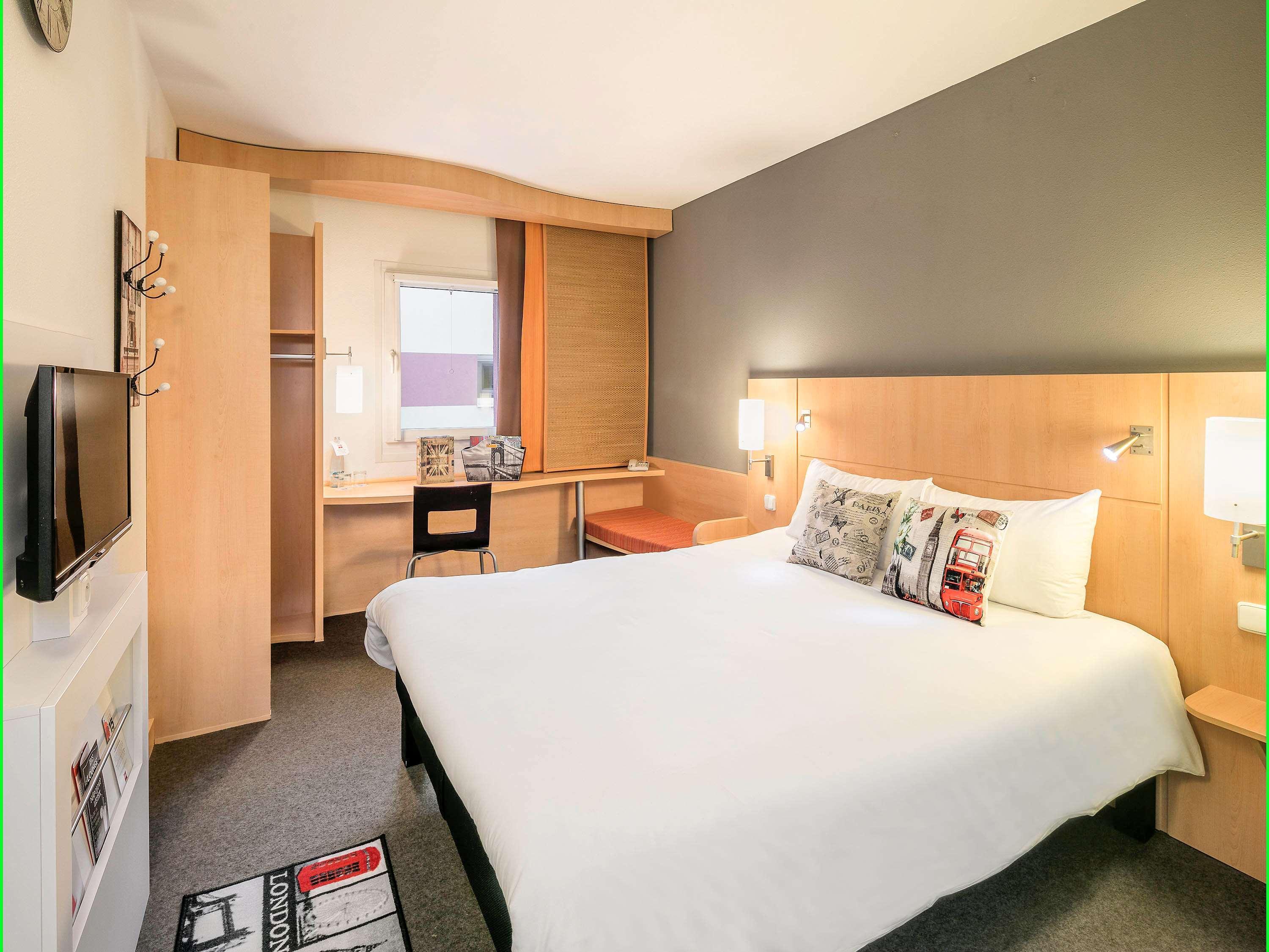 Hotel Ibis Praha Old Town Esterno foto