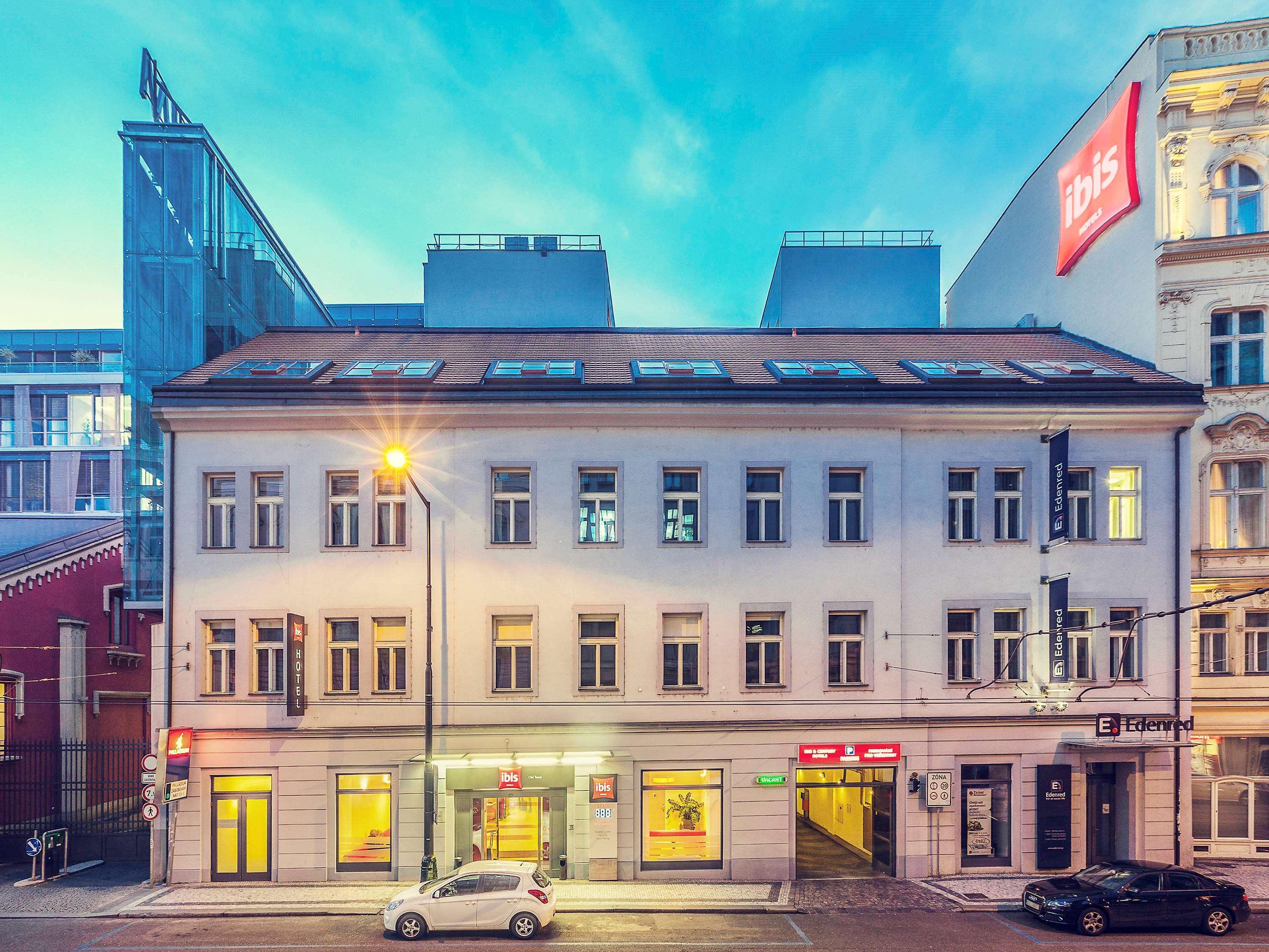 Hotel Ibis Praha Old Town Esterno foto