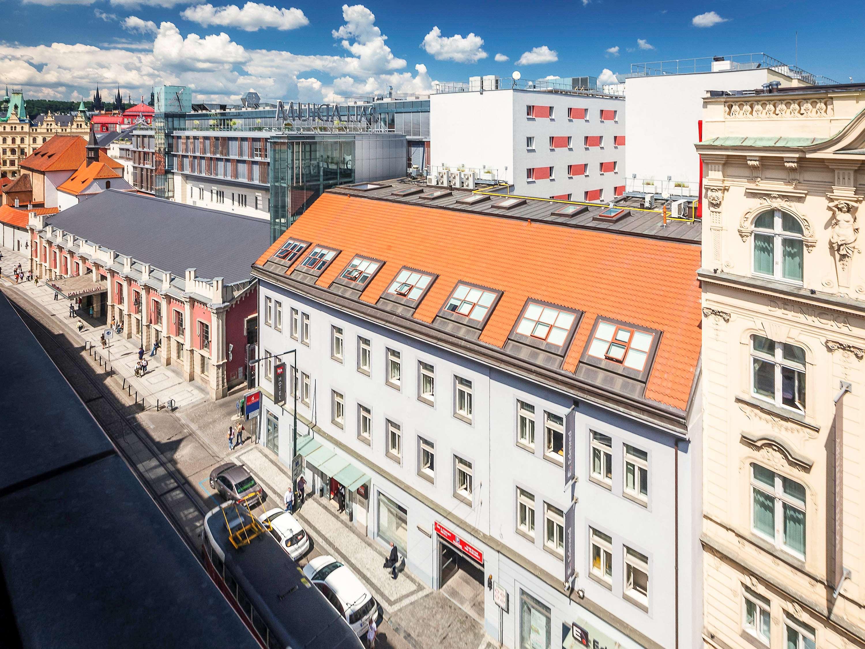 Hotel Ibis Praha Old Town Esterno foto