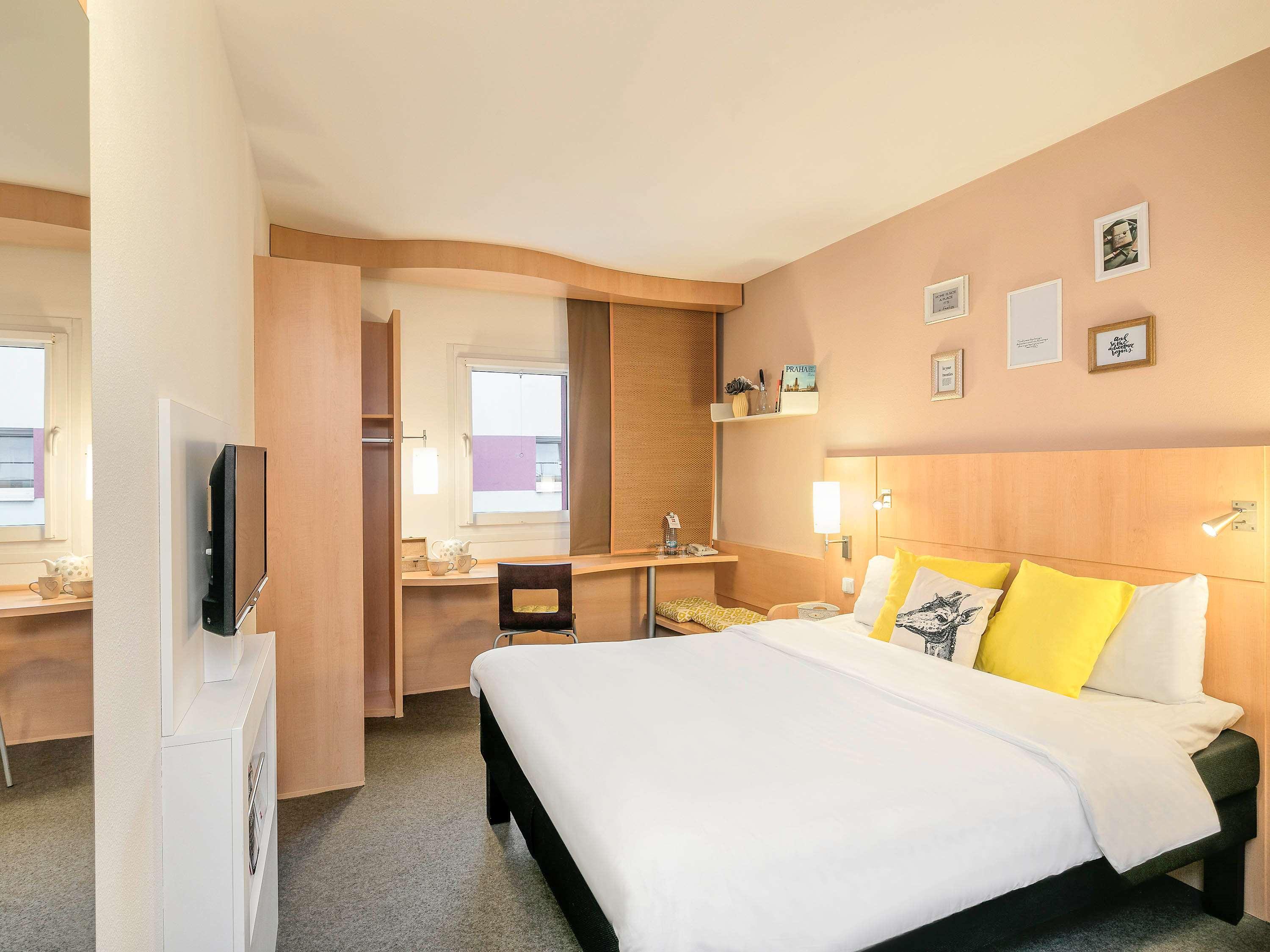 Hotel Ibis Praha Old Town Esterno foto