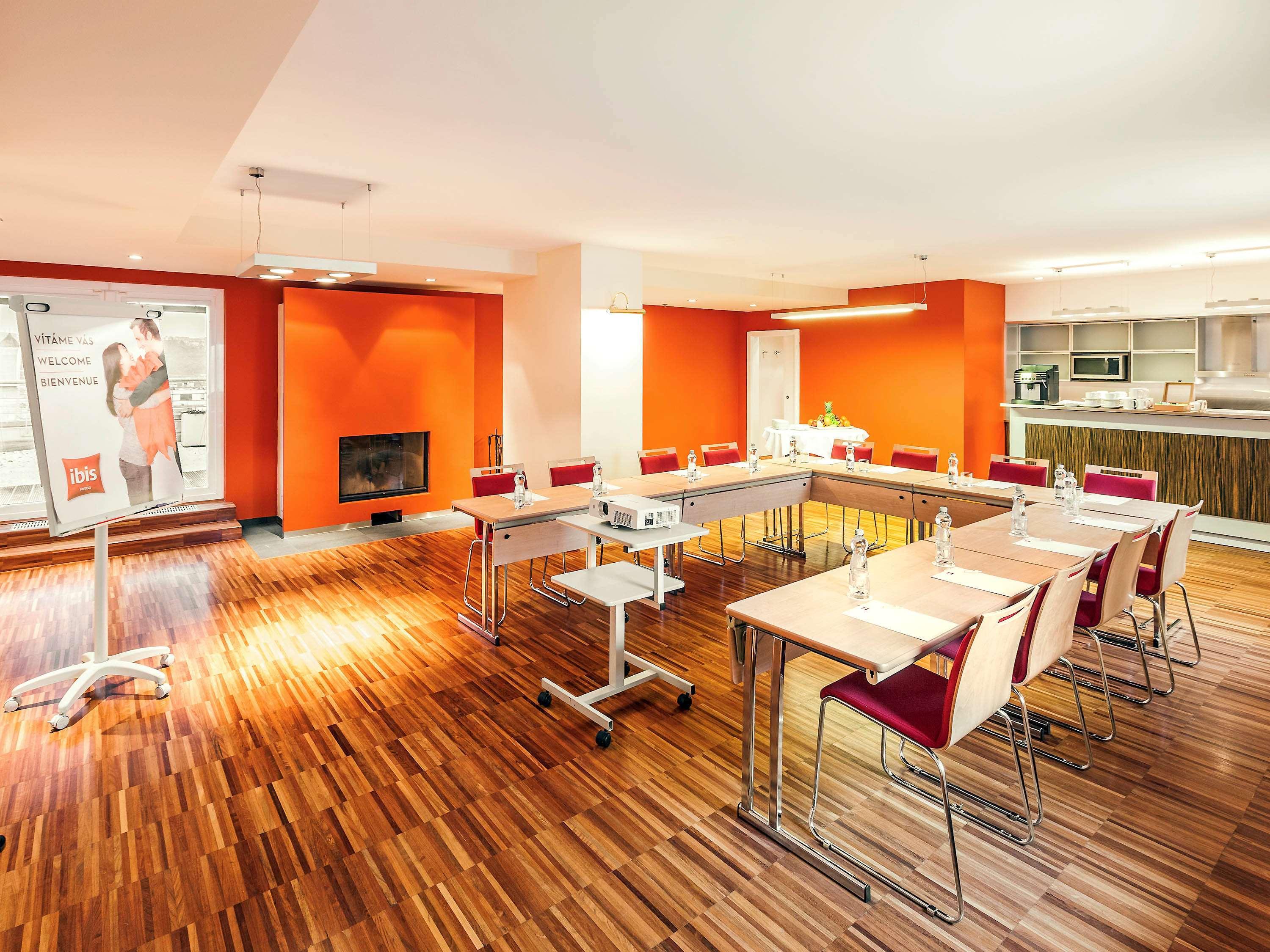 Hotel Ibis Praha Old Town Esterno foto