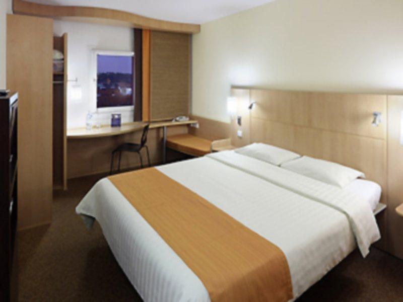 Hotel Ibis Praha Old Town Esterno foto